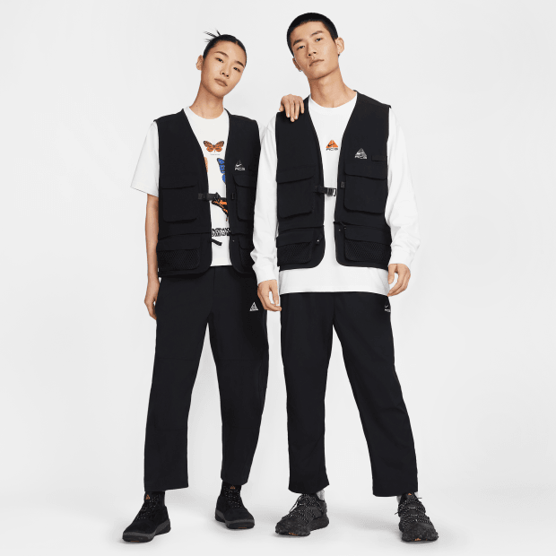 ACG Black Iguana Men's vest  for